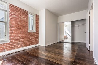 Interior Photo - 6500 Yucca Street