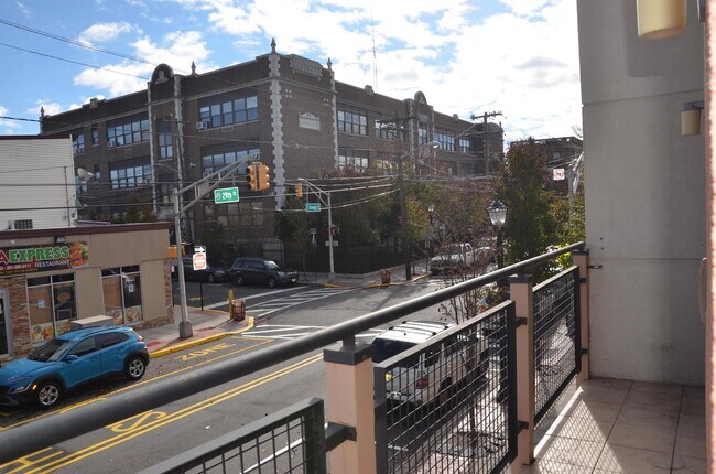 Foto del edificio - 2903 Summit Ave