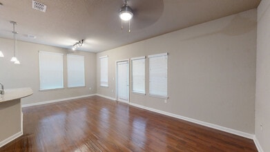 Interior Photo - The Preserve at Gateway
