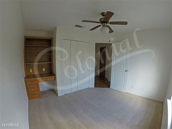 Foto del edificio - AVAILABLE MID JANUARY!!!