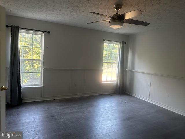 Foto del edificio - 1409 Briarwood Pl
