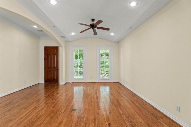 Foto del edificio - 4107 Dartmouth Ave