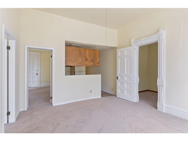 Building Photo - 1009 Park Ave