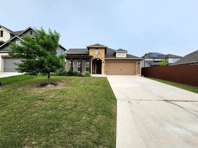 Building Photo - "Beautiful 3 Bedroom, 2 Bathroom Home for ...