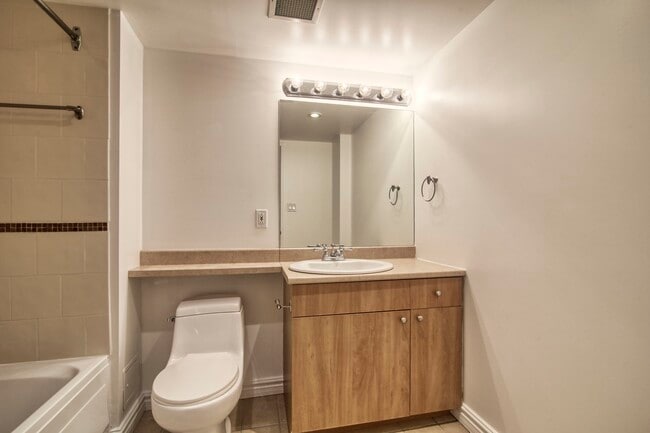 Building Photo - 2700 Rufus Rockhead