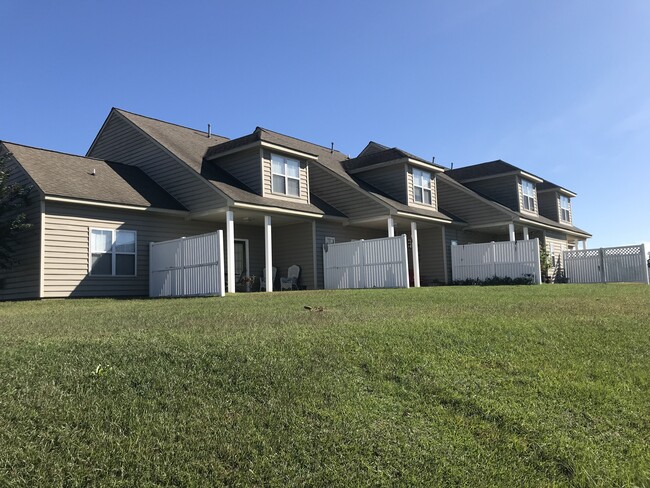 Casa adosada en Cross Creek - Tifton Apartments