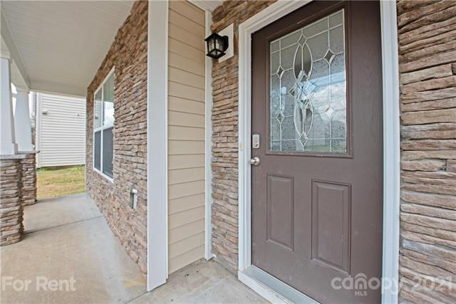 Building Photo - 4912 McClure Rd