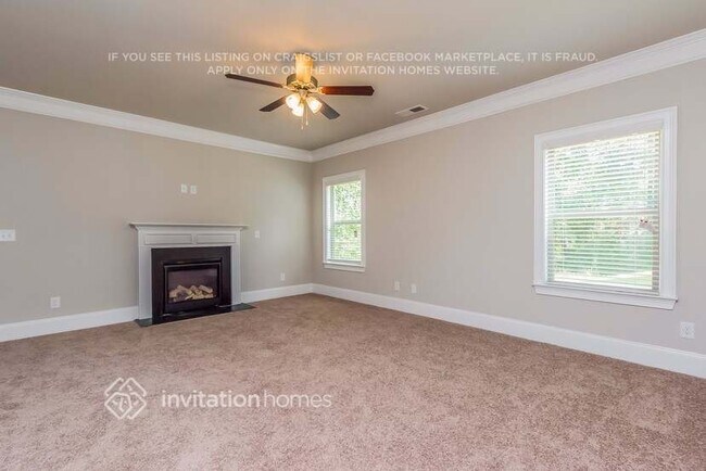 Building Photo - 318 Corine Ct