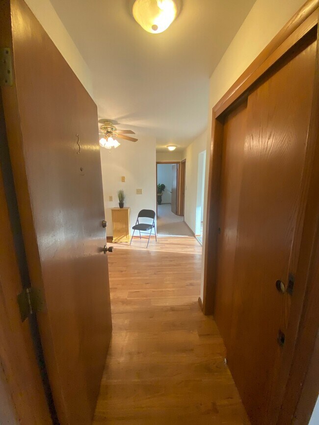 Foto del edificio - W151S7043 Cornell Cir
