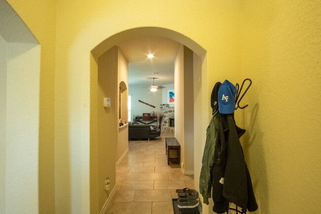 Photo - 420 Cactus Flower Apartment