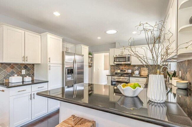 Foto del edificio - 770 N 16th St