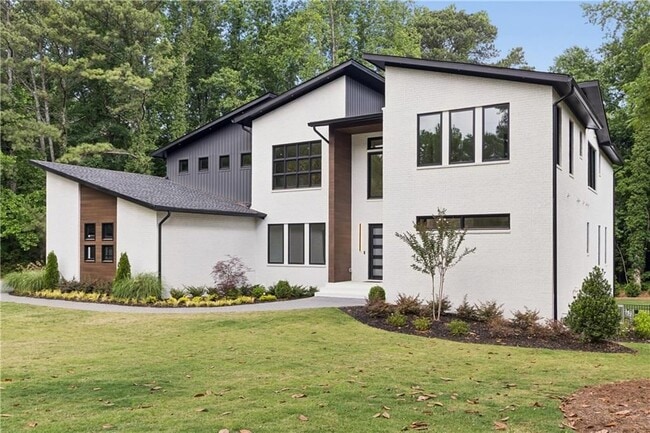 Foto del edificio - 1000 Clementstone Dr NE