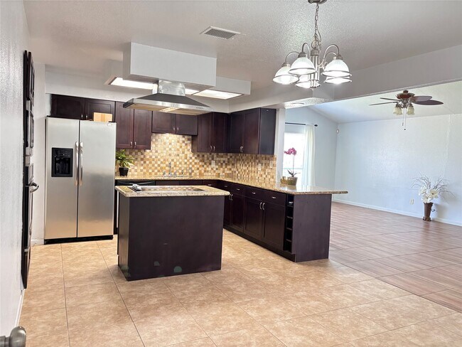 Foto del edificio - 11547 Willwood Dr