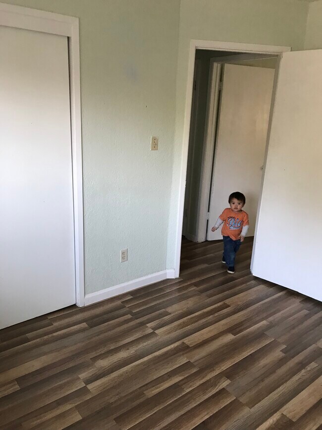 Foto del edificio - 6029 Rye Way