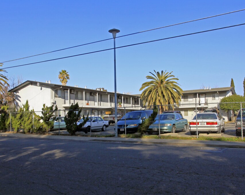 Foto del edificio - 3811 44th Ave