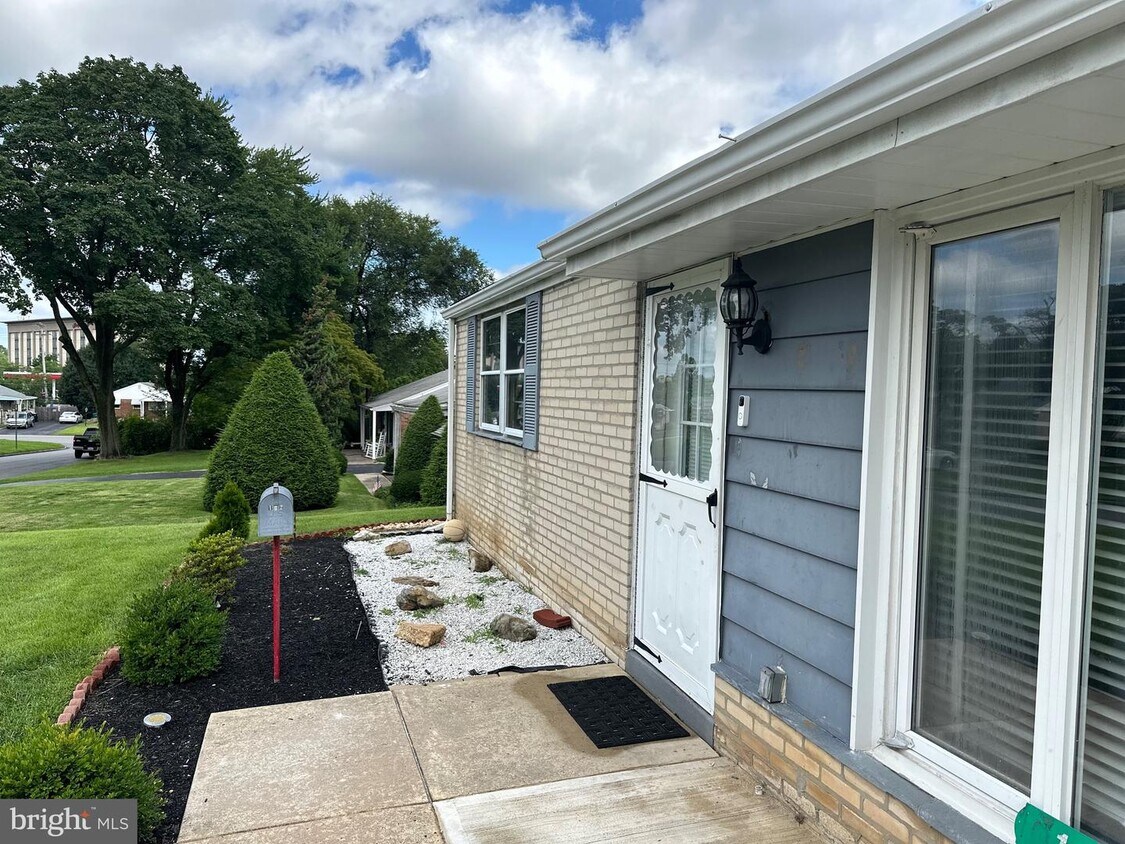 132 Concord Cir, King of Prussia, PA 19406 House Rental in King of