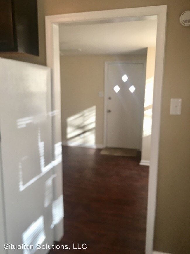 Building Photo - 2 br, 1 bath House - 2214 Frederick Blvd