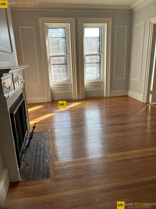 Primary Photo - 408 Beacon St