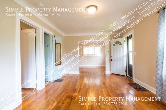Building Photo - Beautiful 2 bed, 2 bath close to downtown!