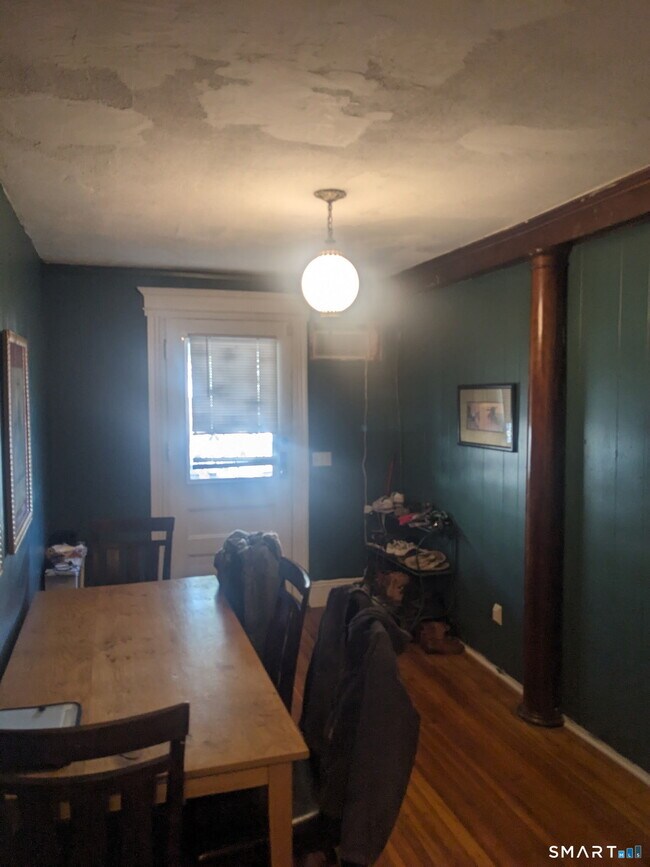 Foto del edificio - 2872 Fairfield Ave