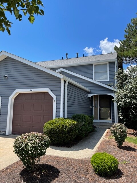 Primary Photo - 4757 Ledgewood Dr