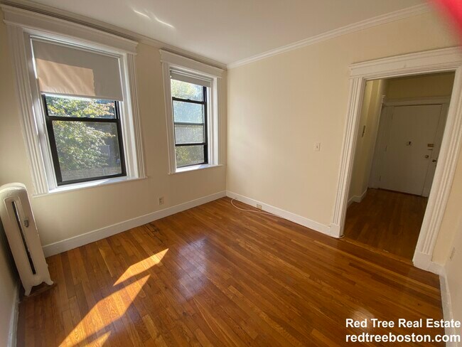 Foto del edificio - 1160 Commonwealth Ave