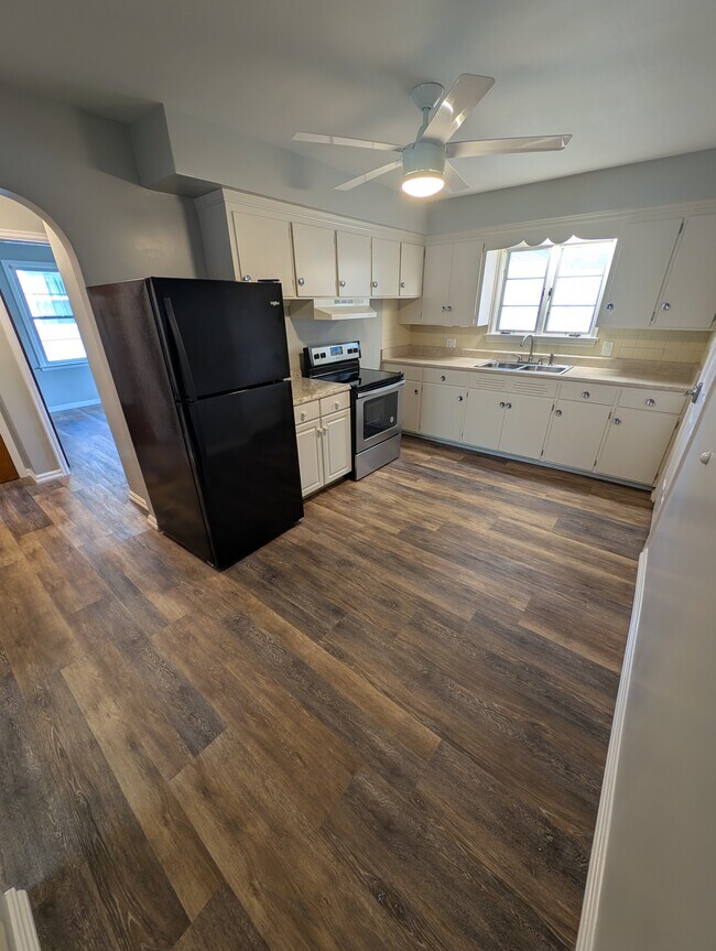 Foto del edificio - 807 Arlington Ave