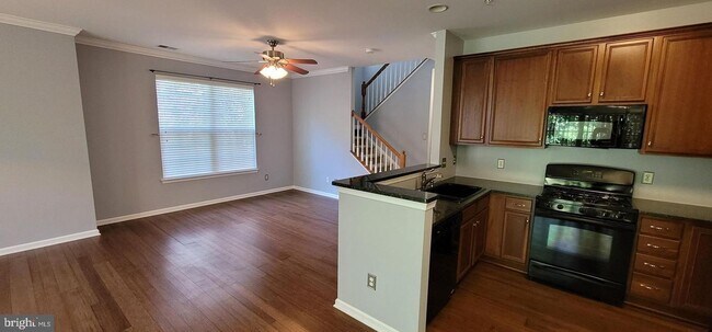Foto del edificio - 43840 Hickory Corner Terrace