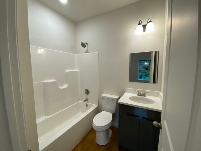 Foto del edificio - 1120 Creath Ave