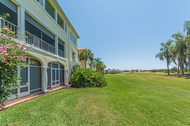 Foto del edificio - 5035 Harmony Cir