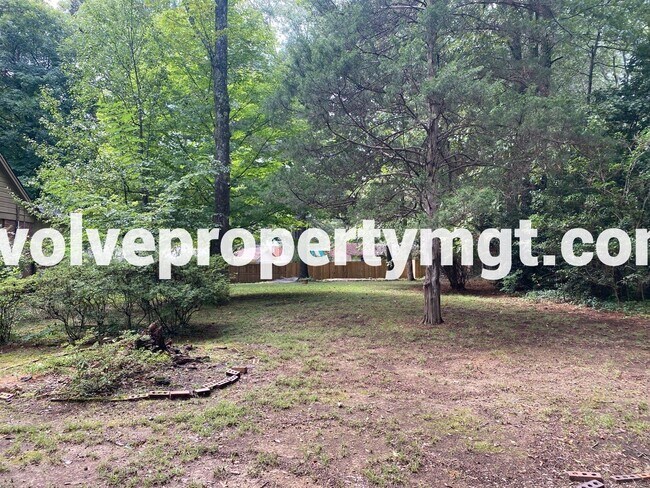 Foto del edificio - Hidden Collierville Gem on 1 ACRE!