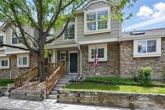 Building Photo - 1203 S Zeno Way