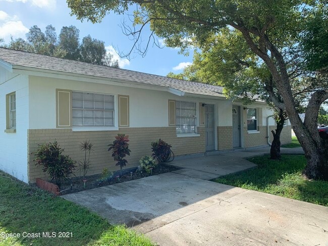 Building Photo - 741 Venus Dr