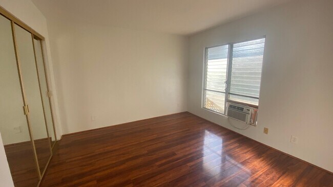 Building Photo - Four Bedroom - Makakilo Townhouse