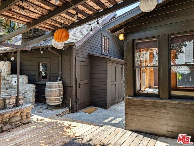 Primary Photo - 216 Mount Washington Drive, Los Angeles, C...