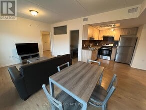 Building Photo - 275 Larch St