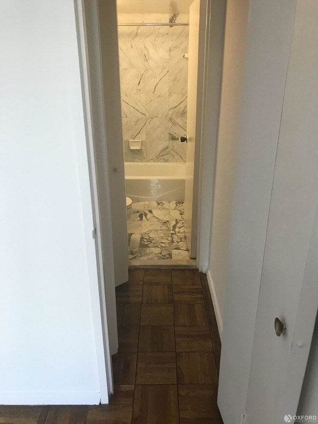 Building Photo - East 86th Street
