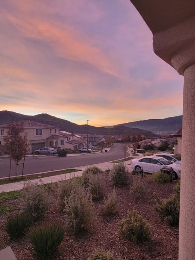 Building Photo - 24001 Phoebe Dr