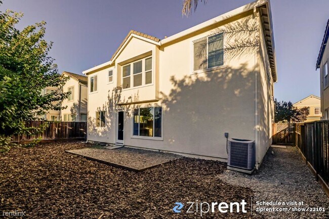 Foto del edificio - 5 br, 3 bath House - 220 Yellow Rose Cir, ...