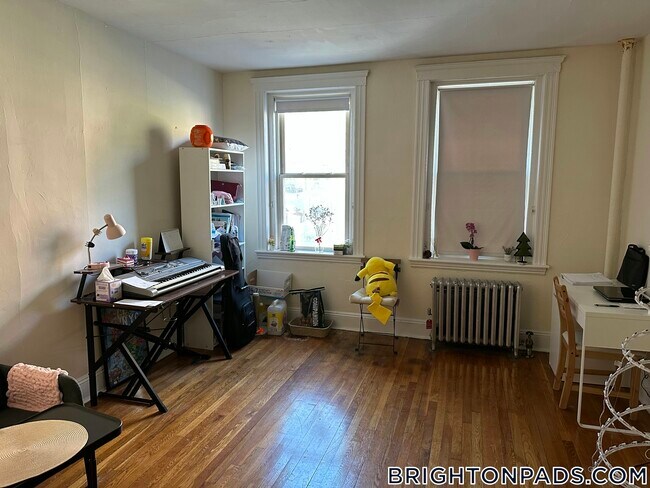 Foto del edificio - 135 Washington St