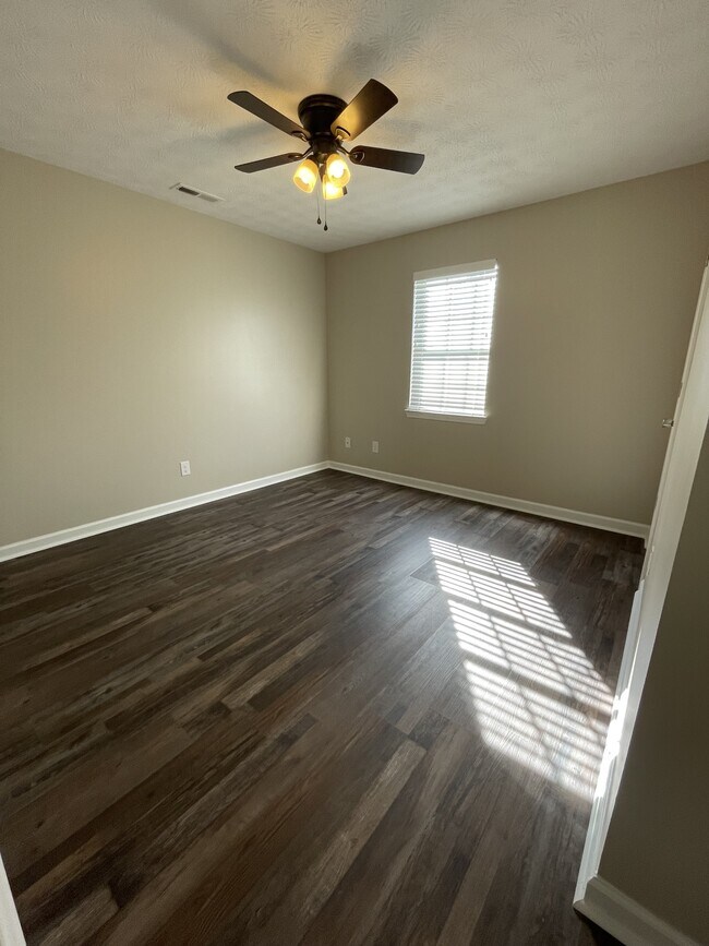 Building Photo - 2059 Adelsheim Cir SW