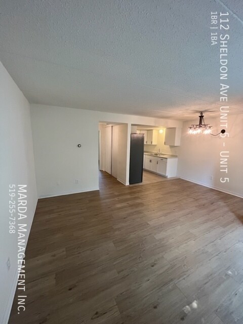 Photo du bâtiment - Newly Renovated 1 Bedroom 1 Bathroom in Ch...