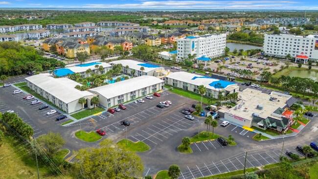 Foto del edificio - 2295 Irlo Bronson Mem Hwy