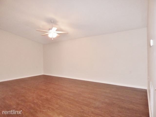 Building Photo - 3 br, 2 bath House - 10172 Geni Hill Cir N