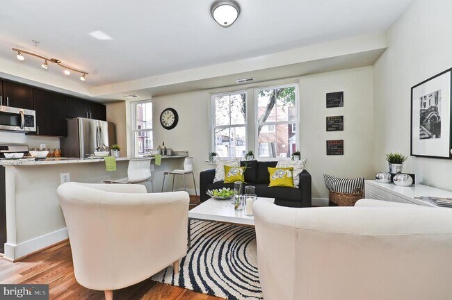 Foto del edificio - 417 18th St NE