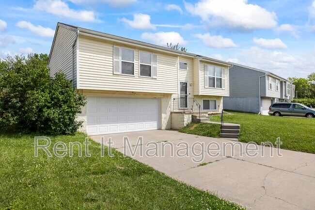 Foto del edificio - 5807 N 61st Avenue