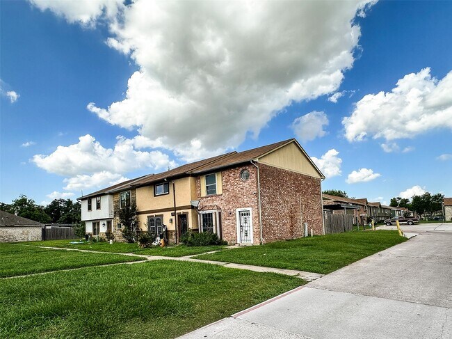 Foto del edificio - 15454 Chipman Ln.