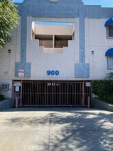 Building Photo - 900 Rose