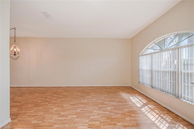Foto del edificio - 603 Pinehurst Ct