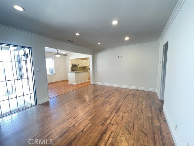 Foto del edificio - 7056 Schroll St